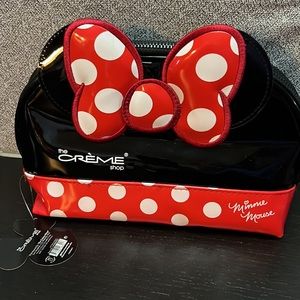 Disney x Creme Shop Minnie Mouse Bow Vinyl Travel Pouch Makeup Bag 🐭❤️🤍❤️